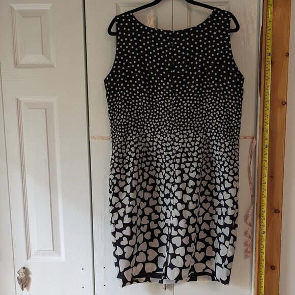 Polka dot to heart dress 14 - Picture 4 of 11